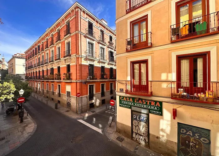 Amazing 3Bd 3Bth With 9 Balconies By Madrid4You Apartments